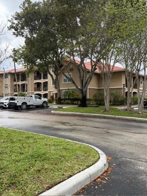 Undisclosed Address Pembroke Pines, FL 33025