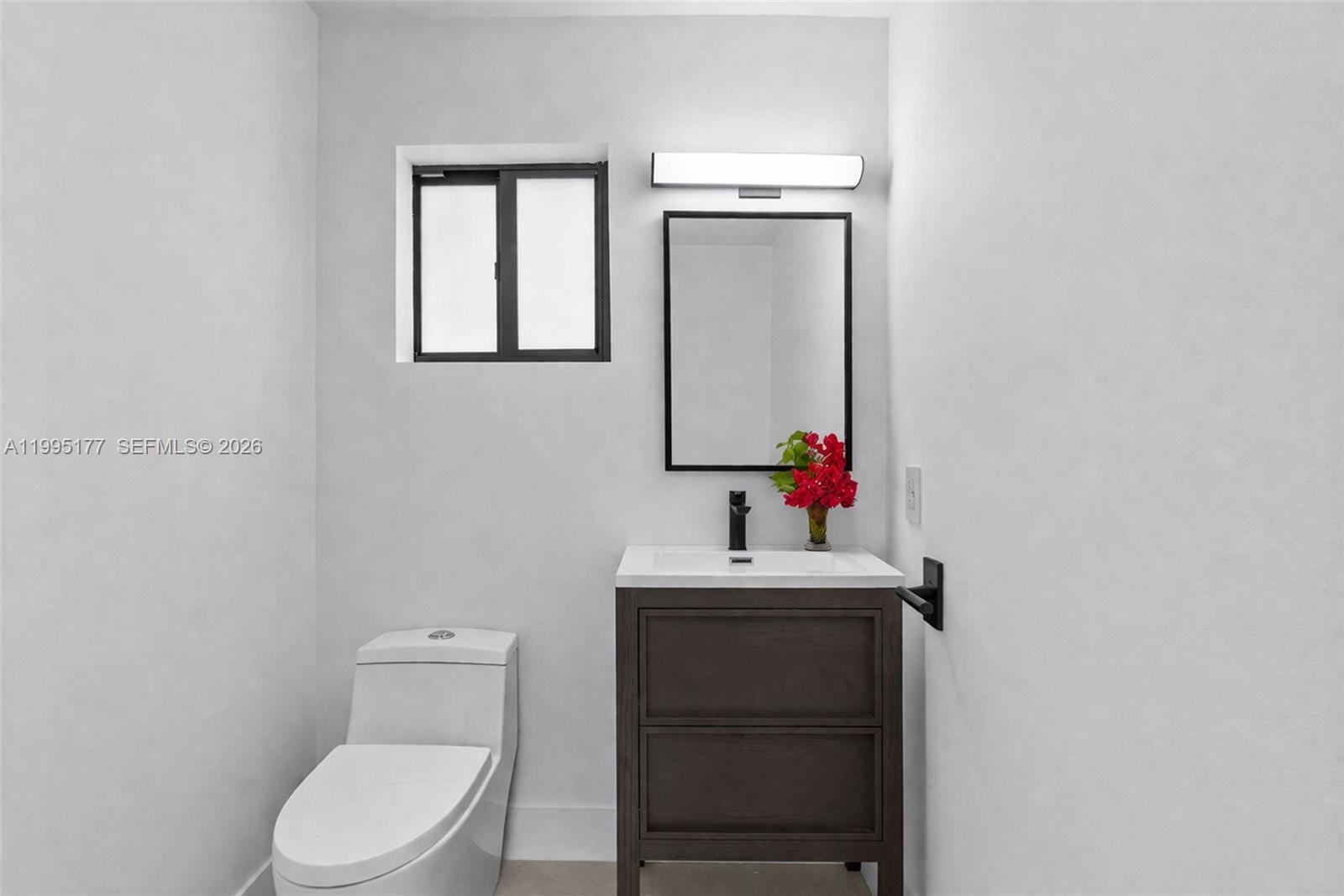 6091 SW 79th St South Miami, FL 33143