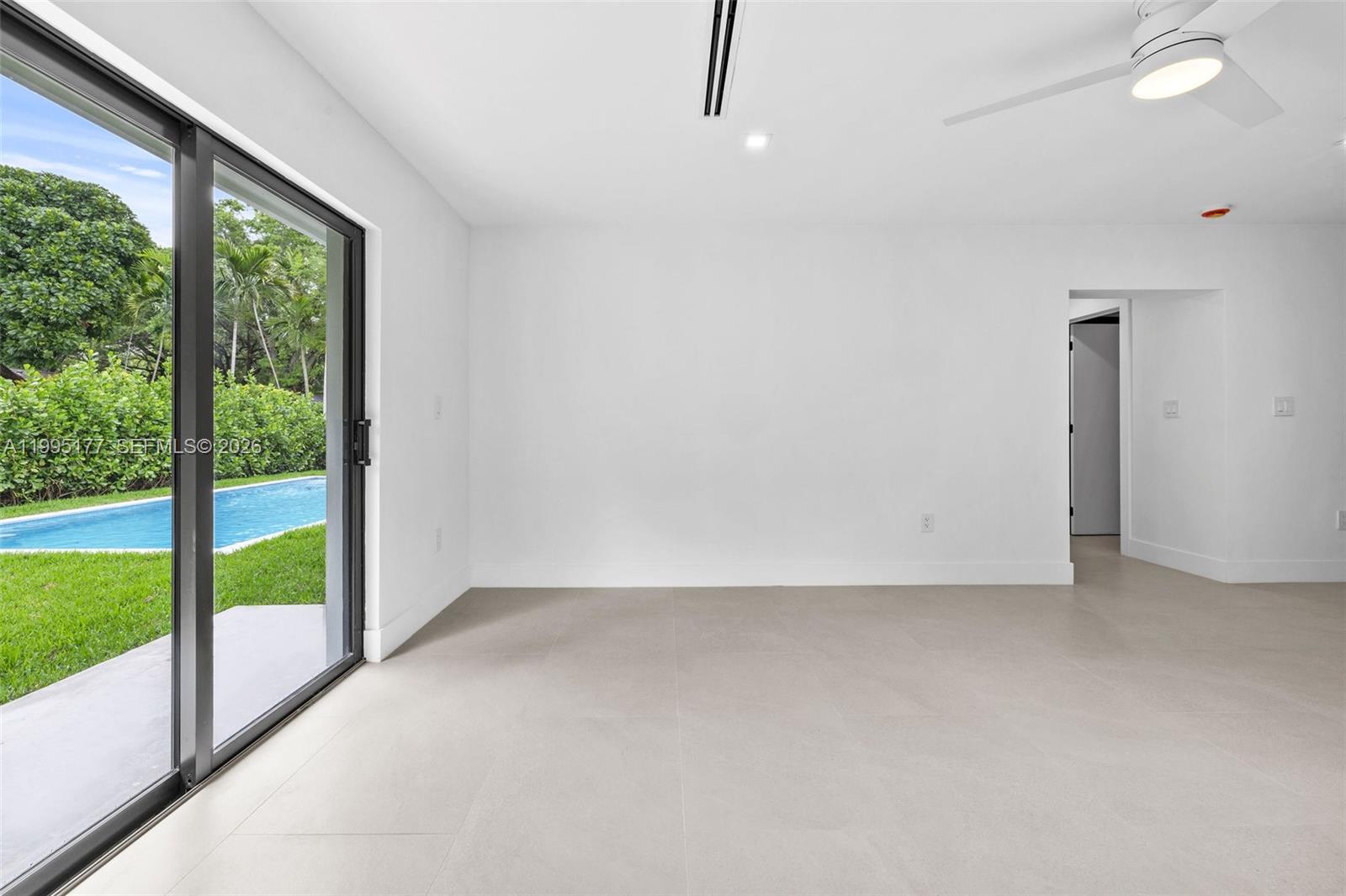 6091 SW 79th St South Miami, FL 33143