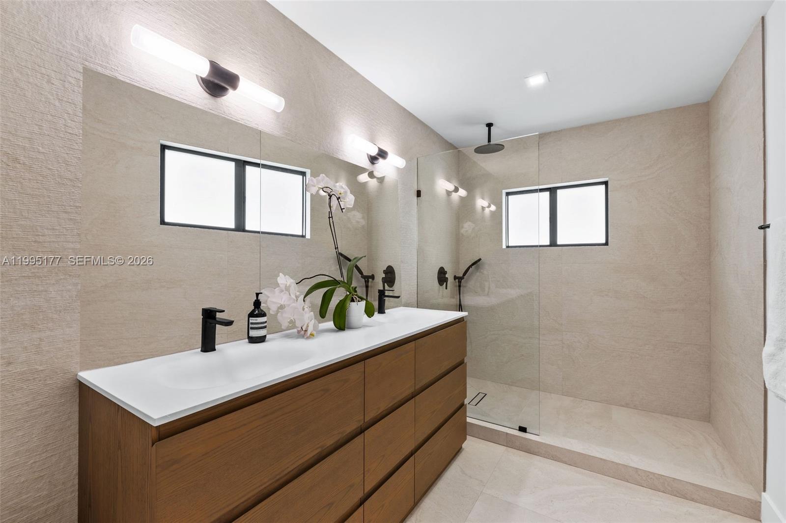 6091 SW 79th St South Miami, FL 33143