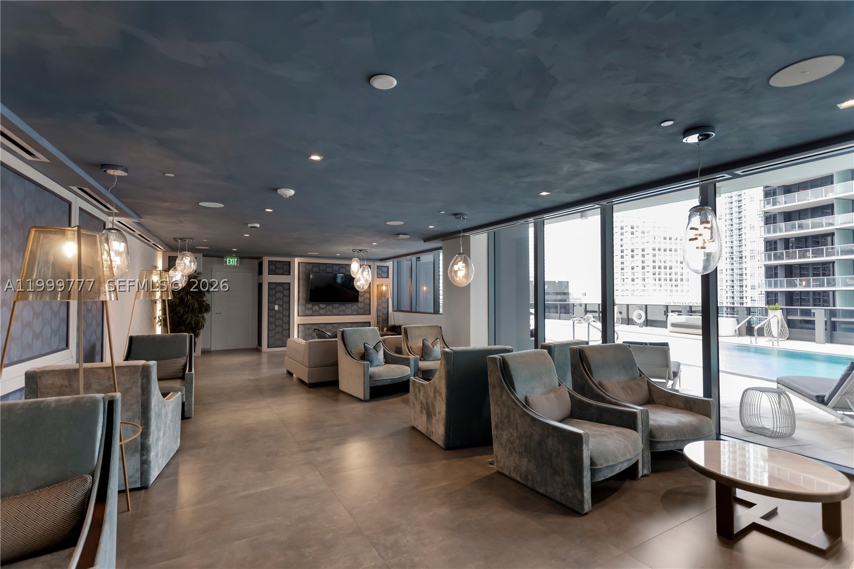 image Brickell Flatiron33