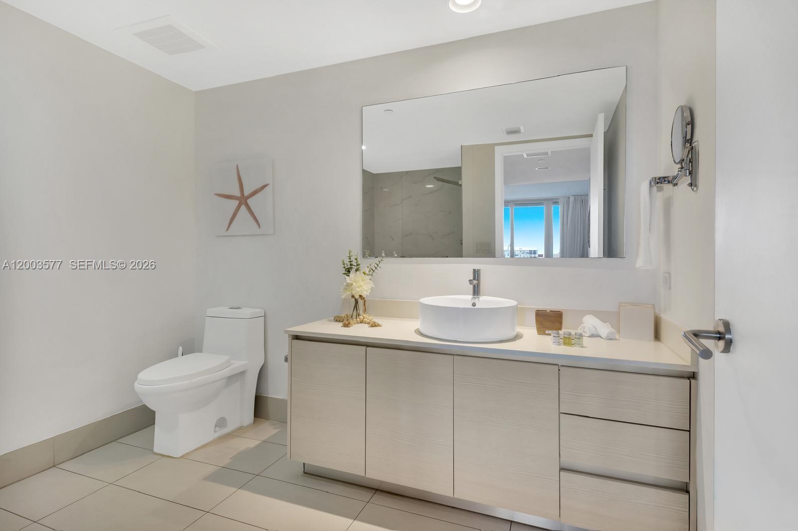 2602 E Hallandale Bch Blvd #R704 Hallandale Beach, FL 33009