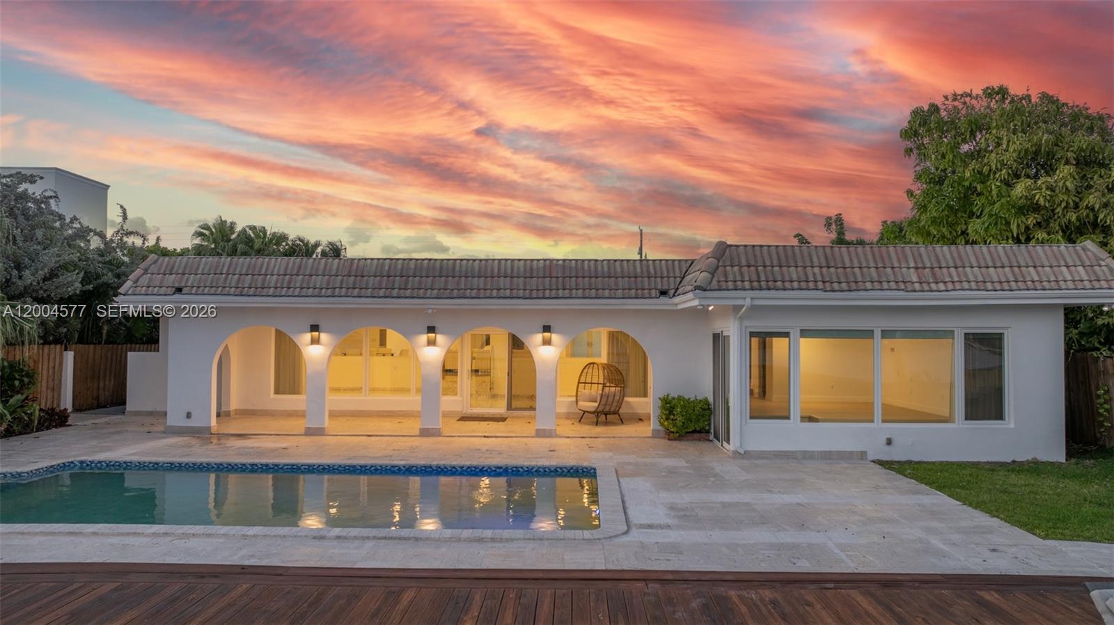 1690 Daytonia Rd Miami Beach, FL 33141