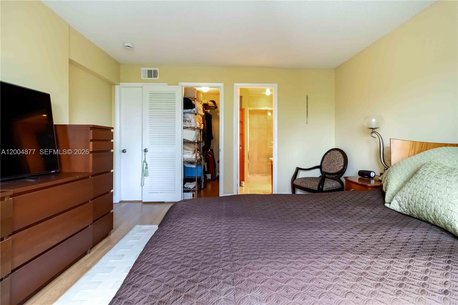 126 Golden Isles Dr #32A Hallandale Beach, FL 33009