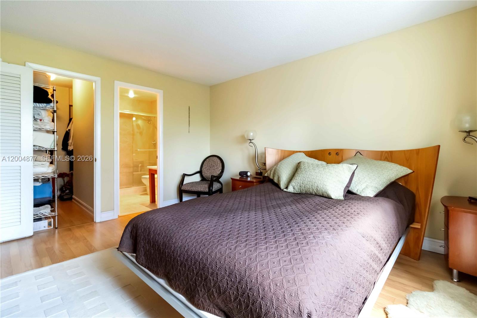 126 Golden Isles Dr #32A Hallandale Beach, FL 33009