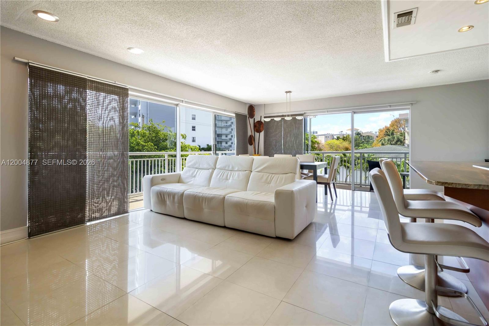 126 Golden Isles Dr #32A Hallandale Beach, FL 33009