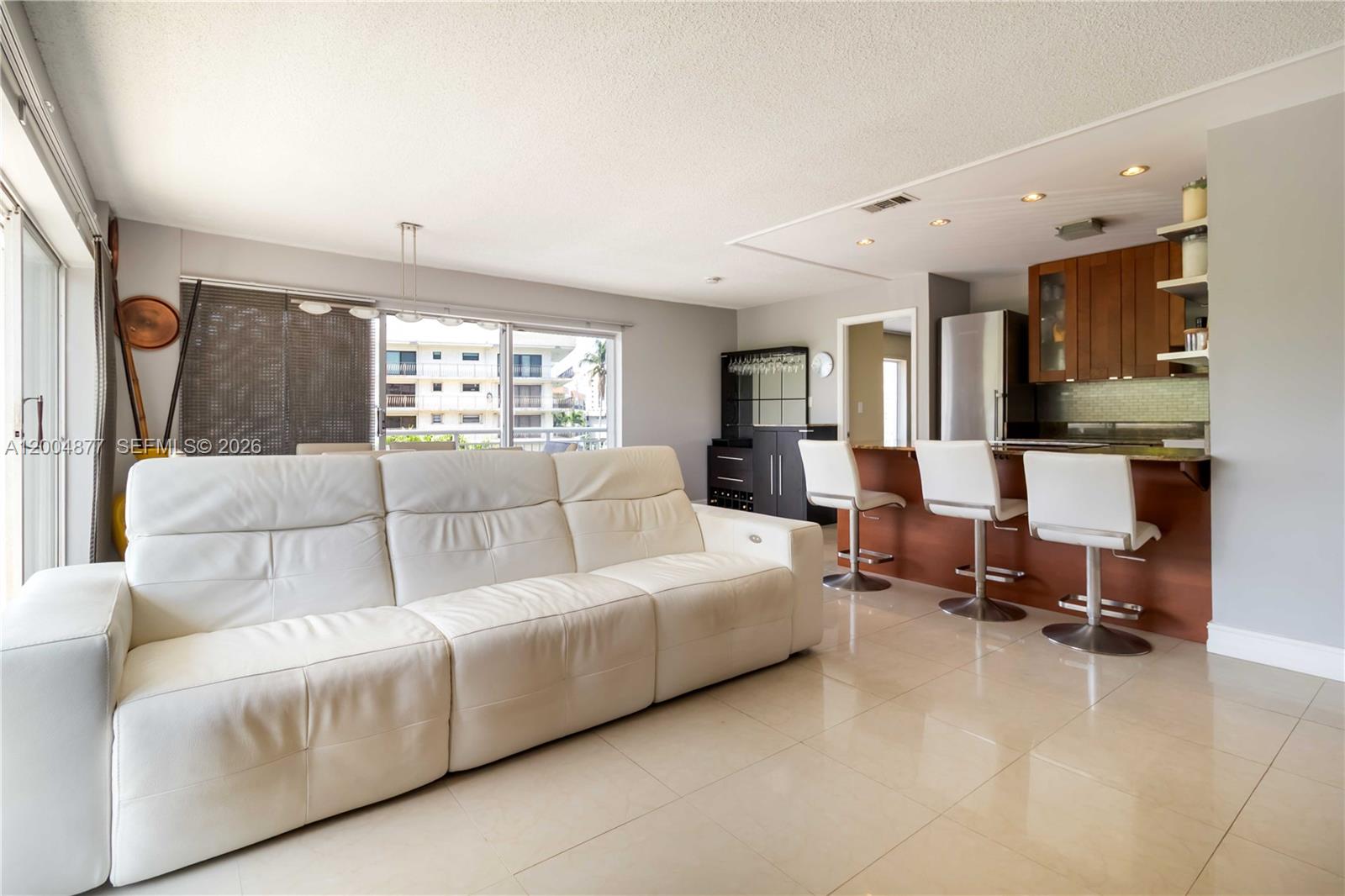 126 Golden Isles Dr #32A Hallandale Beach, FL 33009
