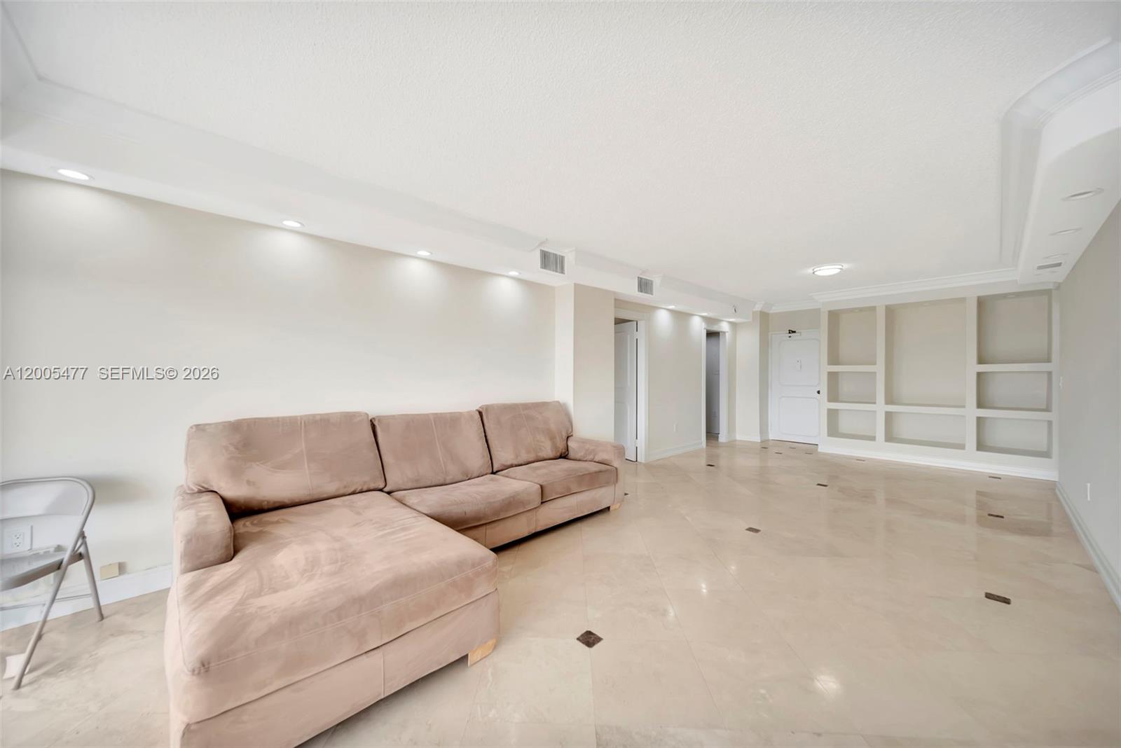 1985 S Ocean Dr #20A Hallandale Beach, FL 33009