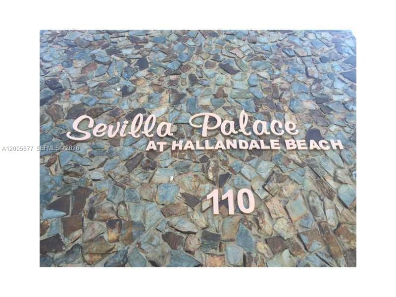 110 SE 2nd St #206