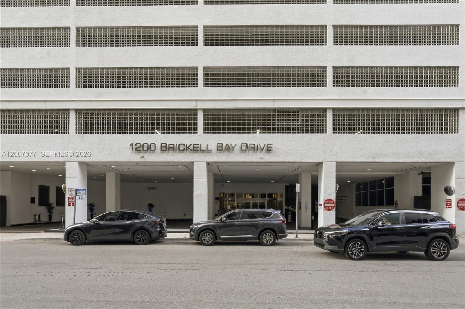 image The Club at Brickell Bay19