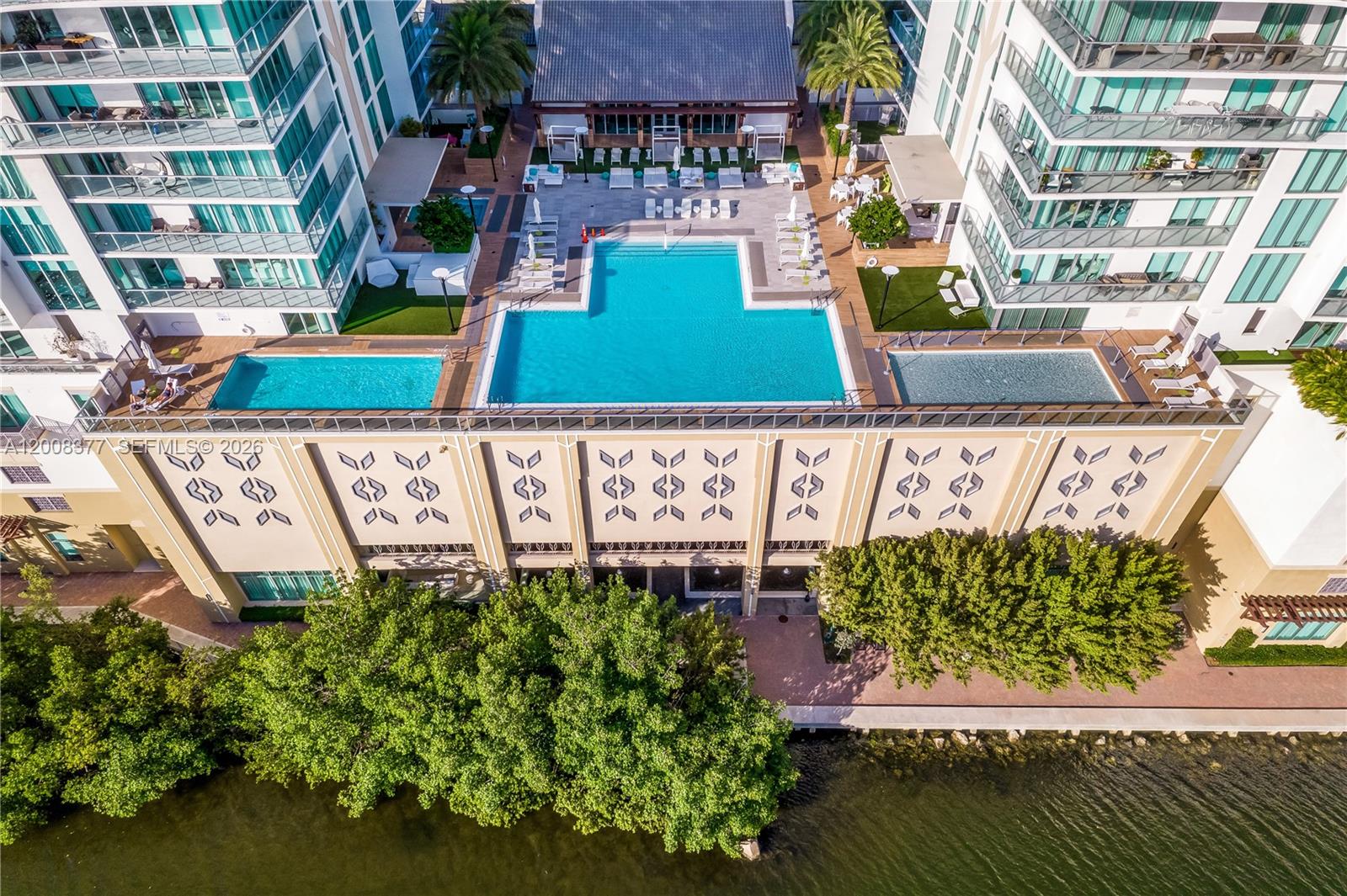 330 Sunny Isles Blvd #5-2403 Sunny Isles Beach, FL 33160