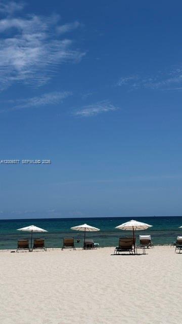 5875 Collins Ave #708 Miami Beach, FL 33140