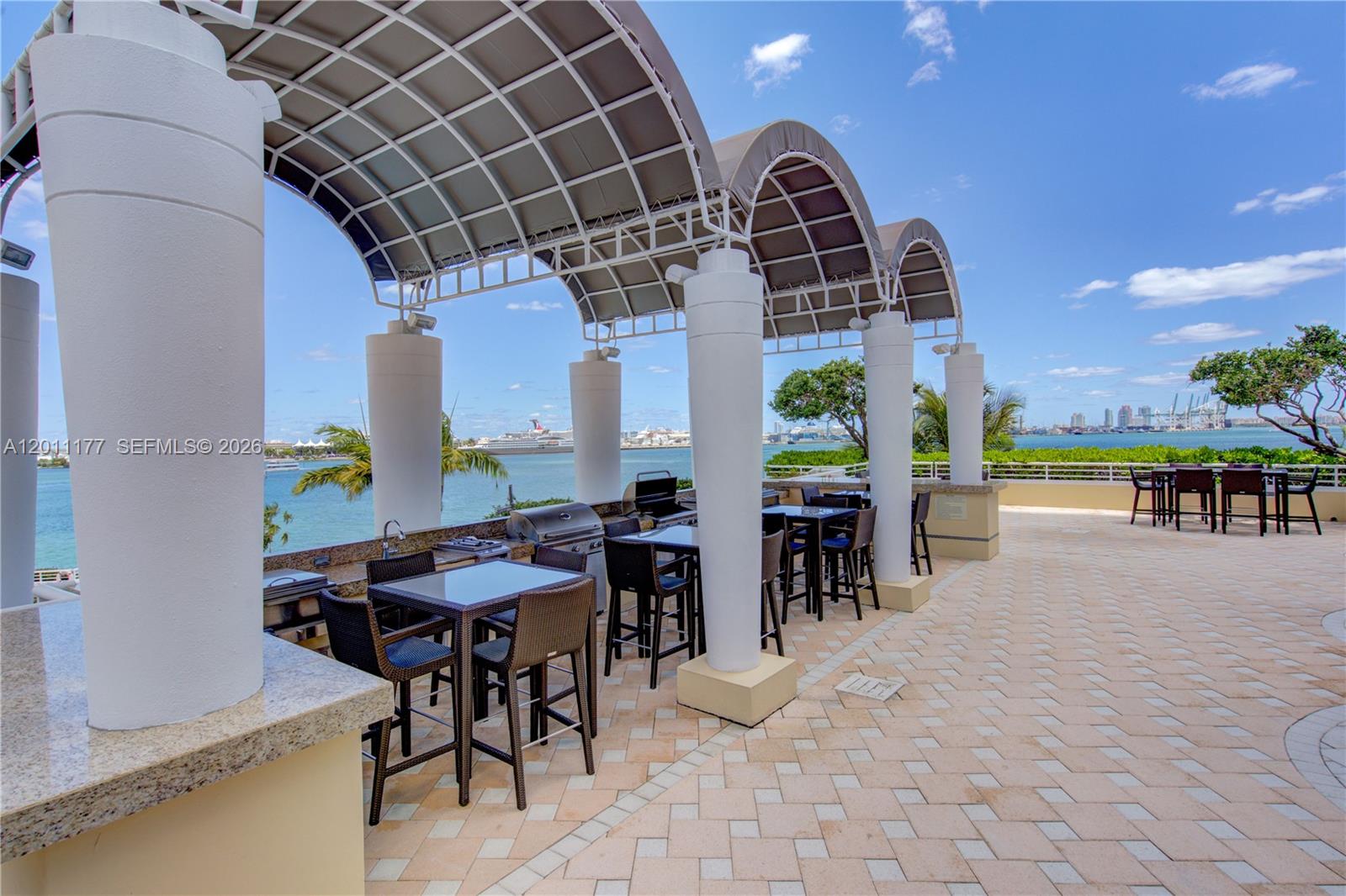 808 Brickell Key Dr #408 Miami, FL 33131