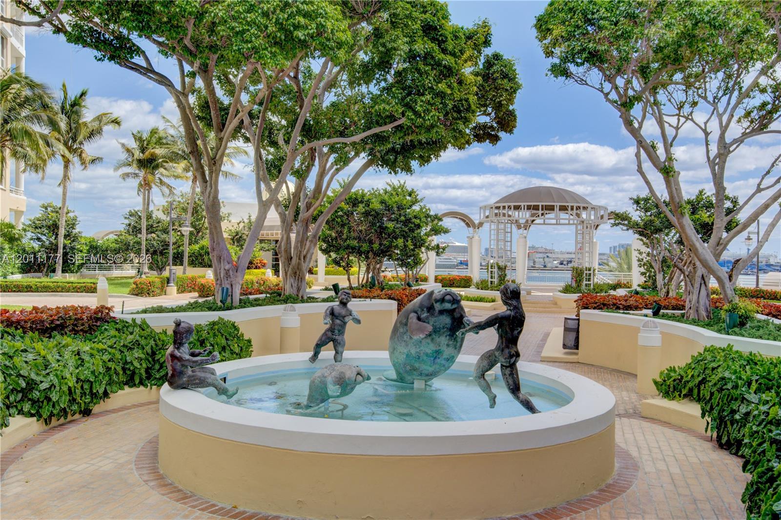 808 Brickell Key Dr #408 Miami, FL 33131