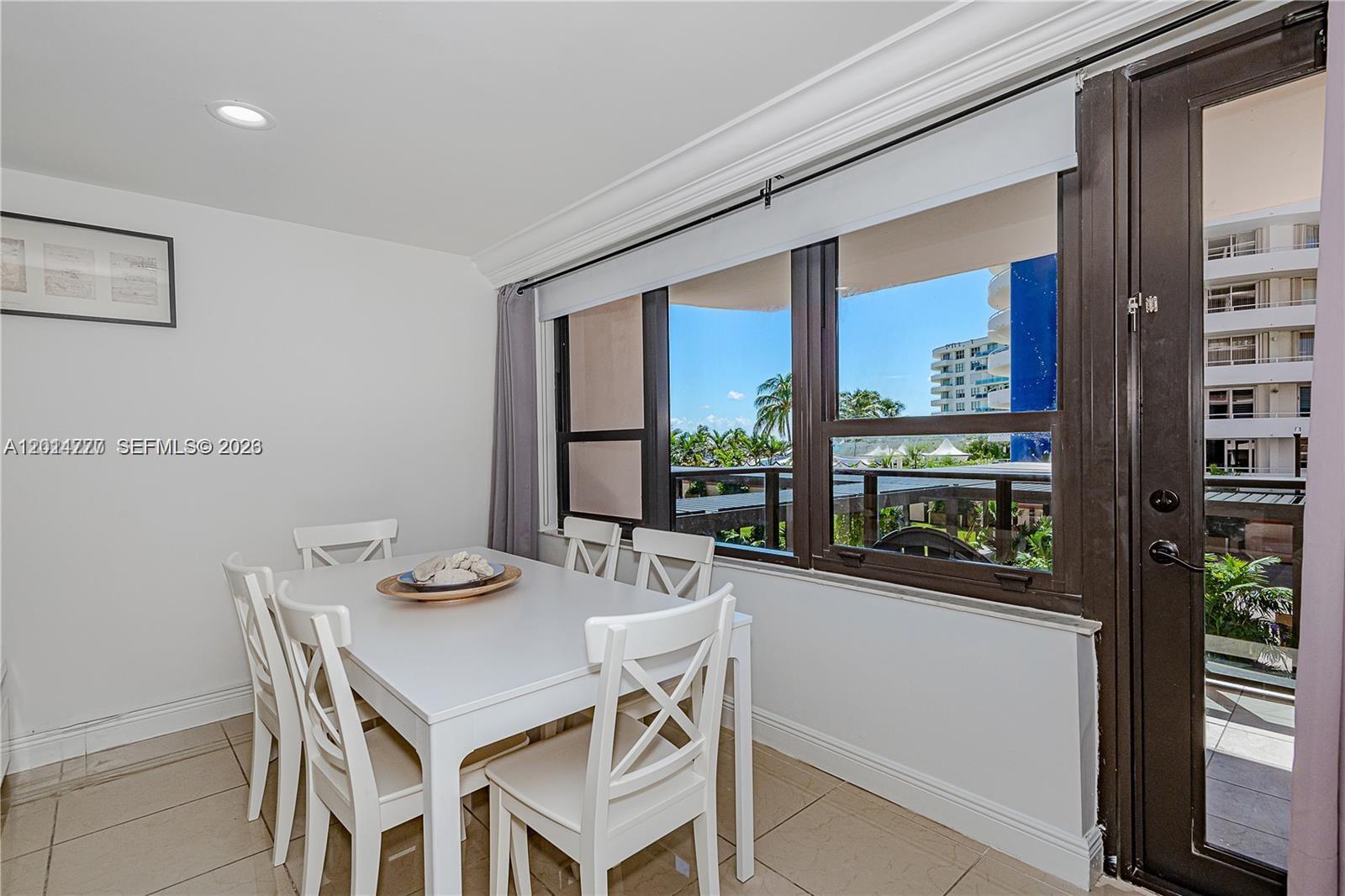 5225 Collins Ave #407 Miami Beach, FL 33140