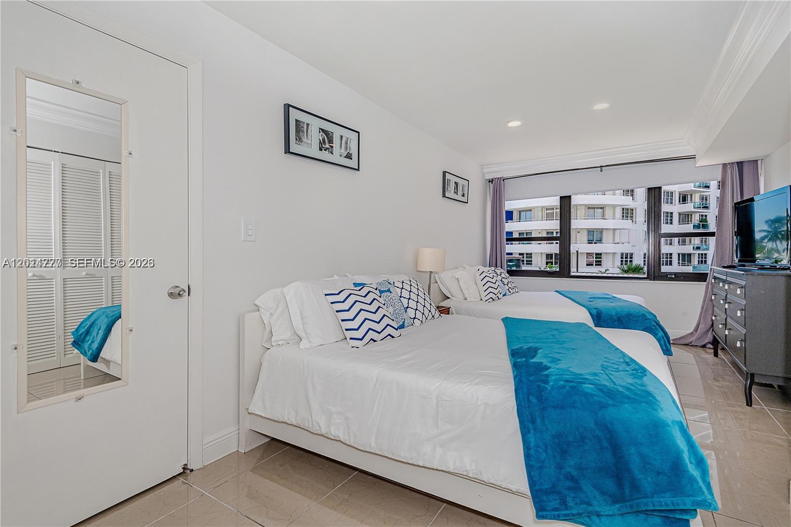 5225 Collins Ave #407 Miami Beach, FL 33140