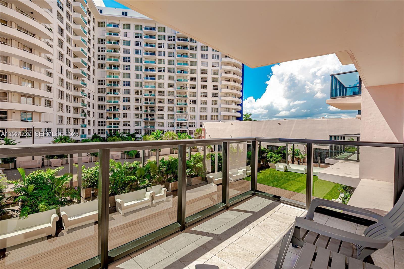 5225 Collins Ave #407 Miami Beach, FL 33140