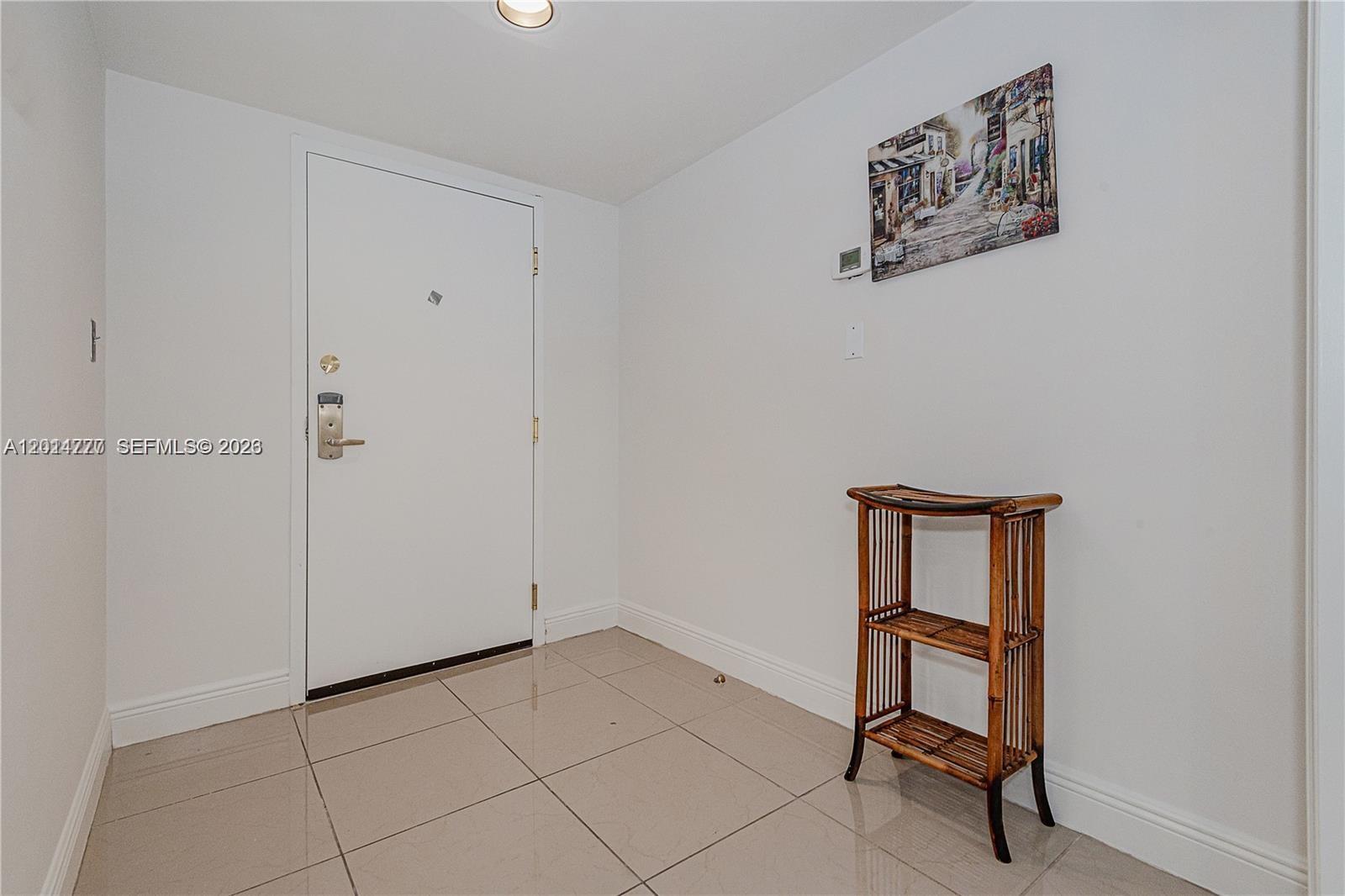 5225 Collins Ave #407 Miami Beach, FL 33140