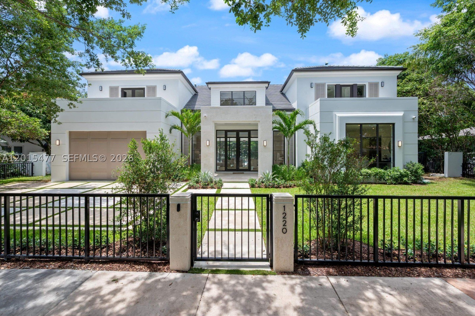 1220 S Alhambra Cir