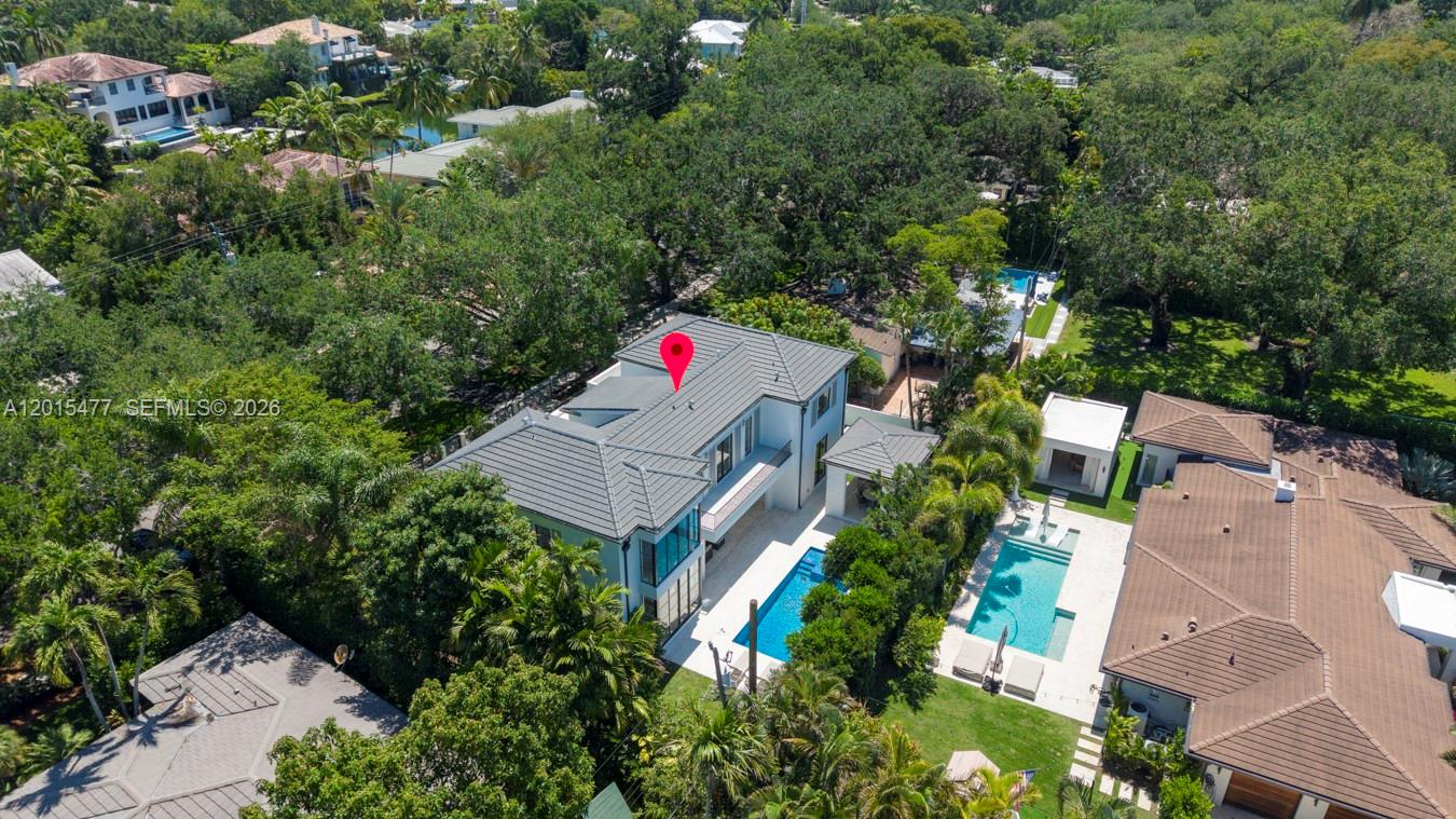1220 S Alhambra Cir Coral Gables, FL 33146