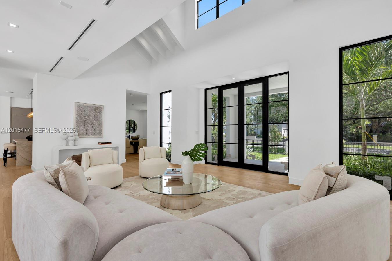 1220 S Alhambra Cir Coral Gables, FL 33146