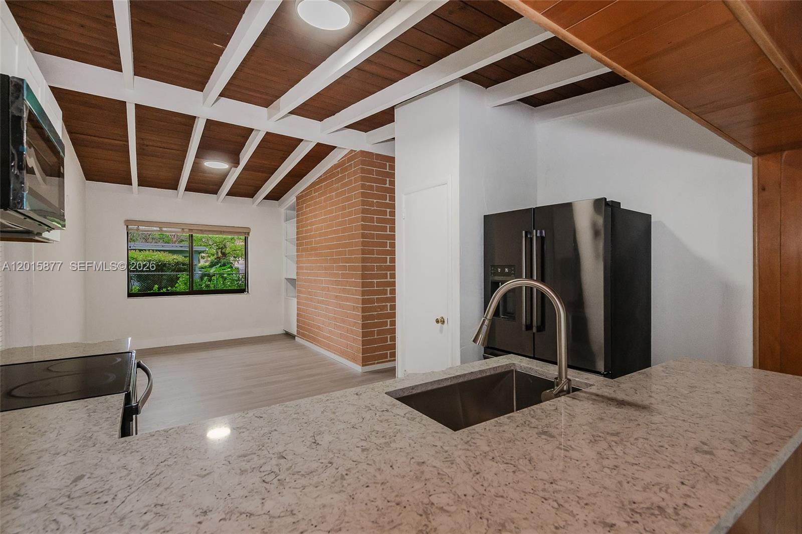 12725 SW 80th Ave Pinecrest, FL 33156