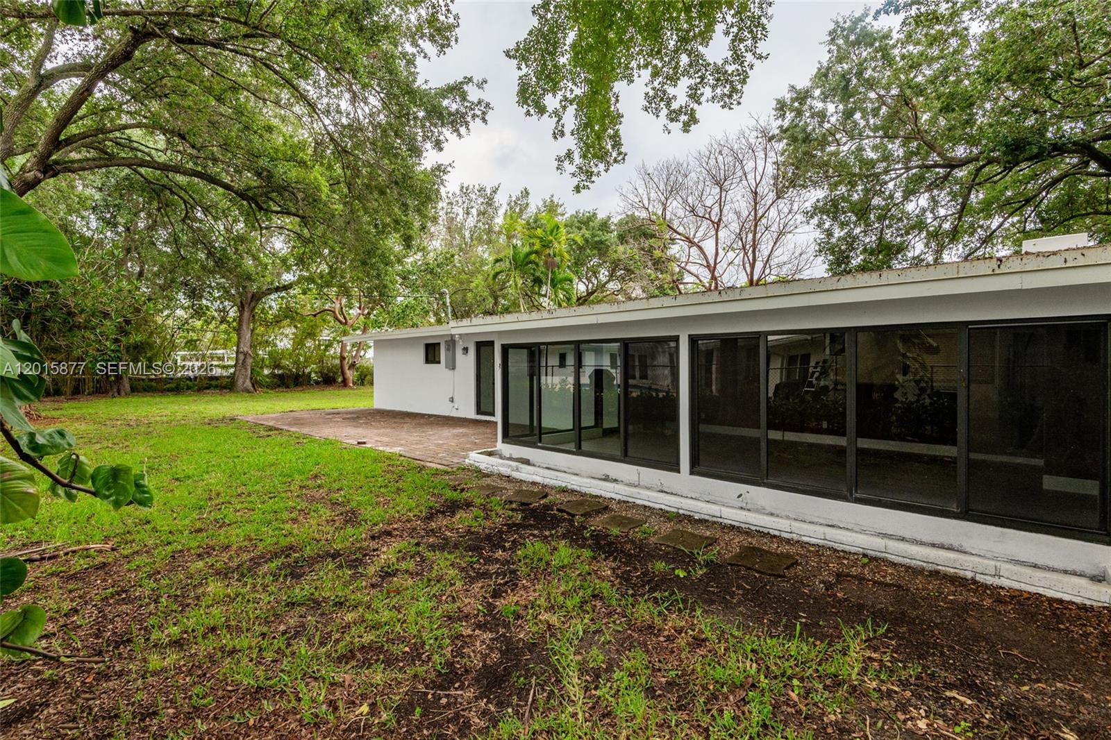 12725 SW 80th Ave Pinecrest, FL 33156