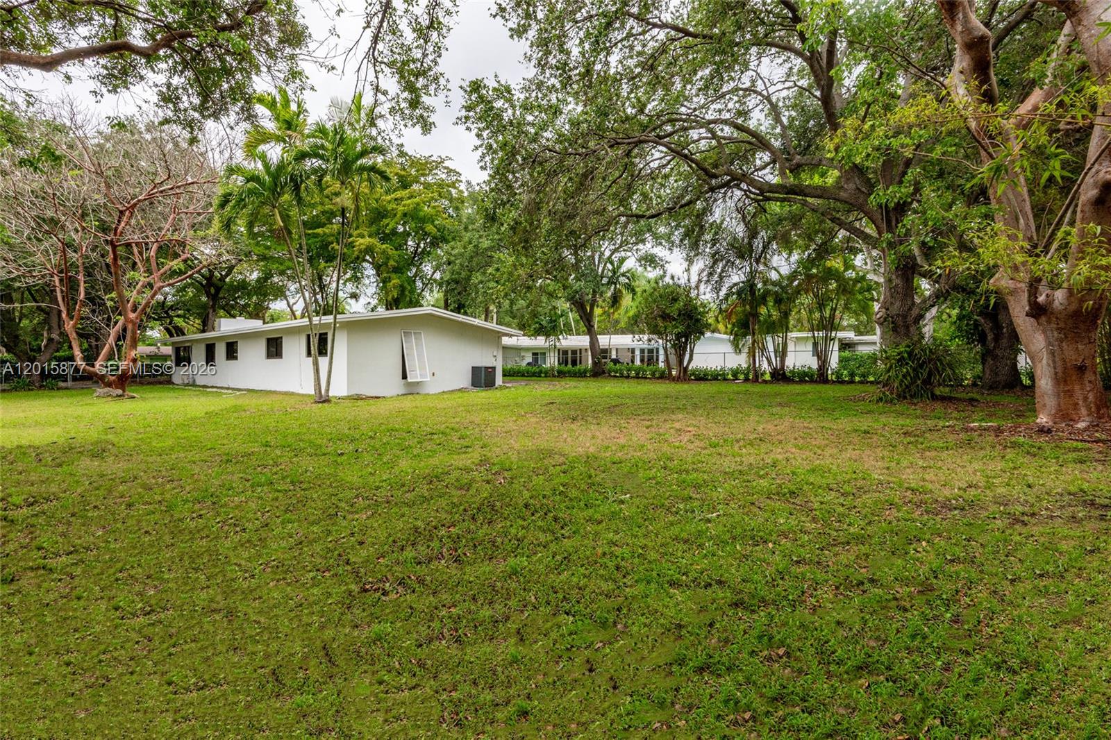 12725 SW 80th Ave Pinecrest, FL 33156