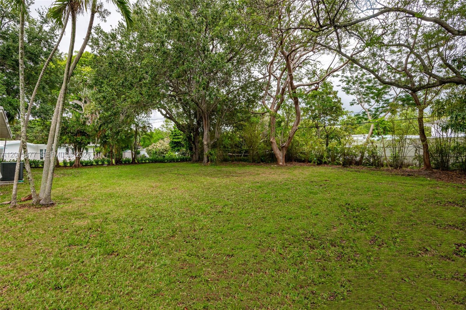 12725 SW 80th Ave Pinecrest, FL 33156