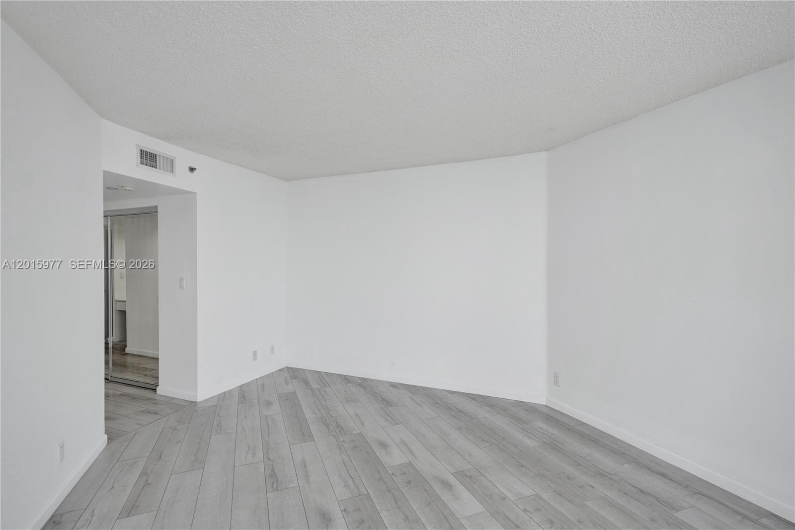 16425 Collins Ave #2715 Sunny Isles Beach, FL 33160
