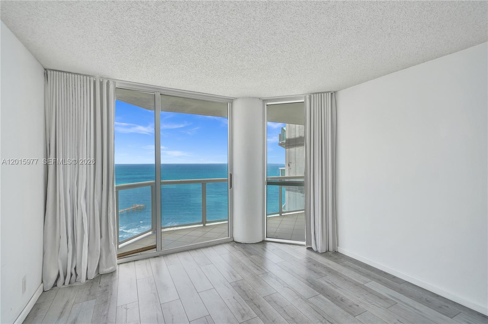 16425 Collins Ave #2715 Sunny Isles Beach, FL 33160