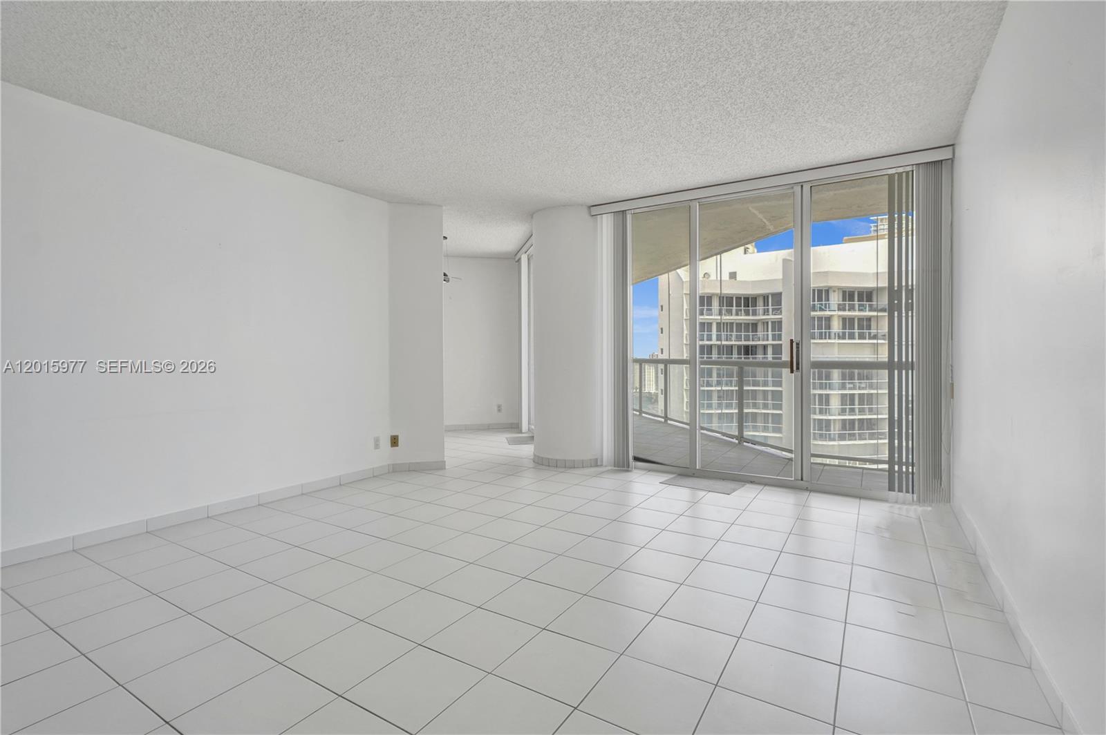 16425 Collins Ave #2715 Sunny Isles Beach, FL 33160