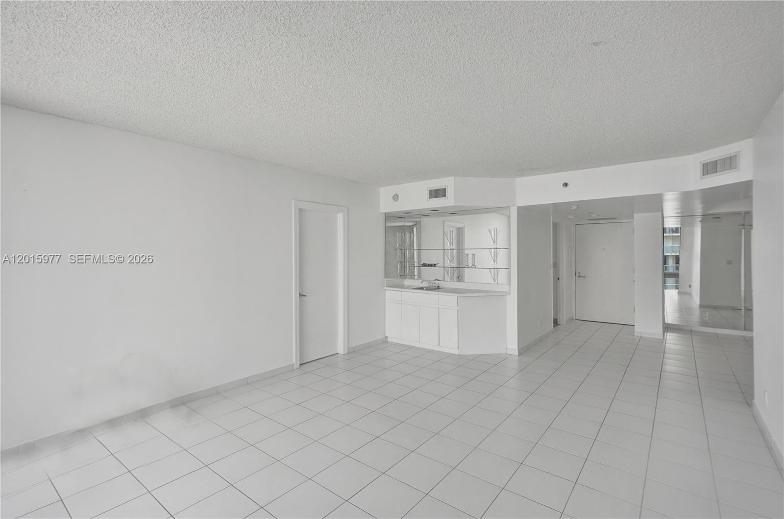 16425 Collins Ave #2715 Sunny Isles Beach, FL 33160