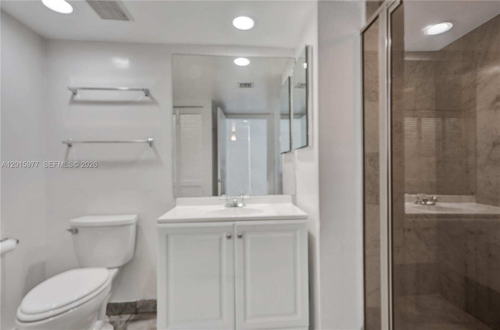 16425 Collins Ave #2715 Sunny Isles Beach, FL 33160