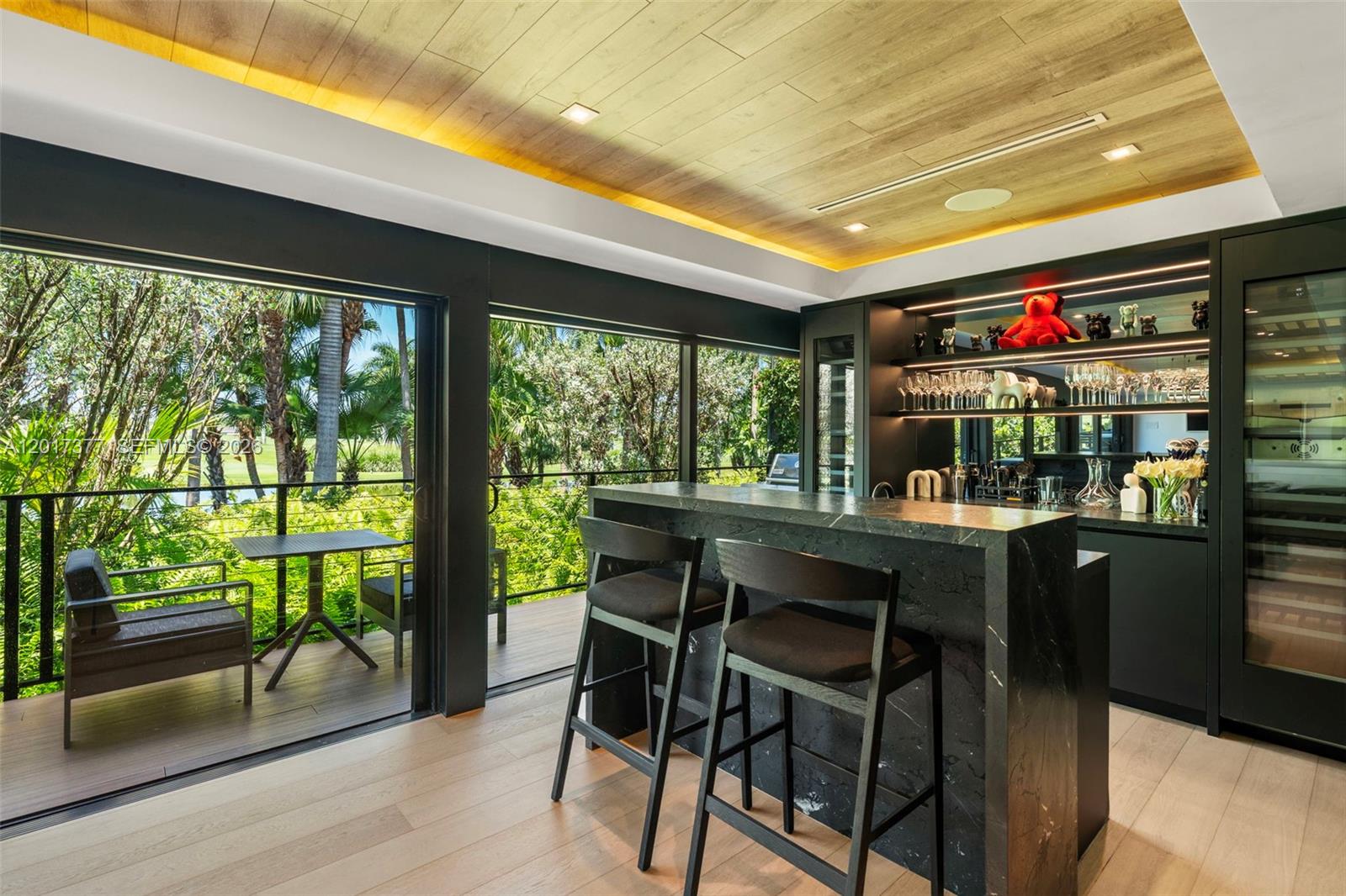 5750 La Gorce Dr Miami Beach, FL 33140
