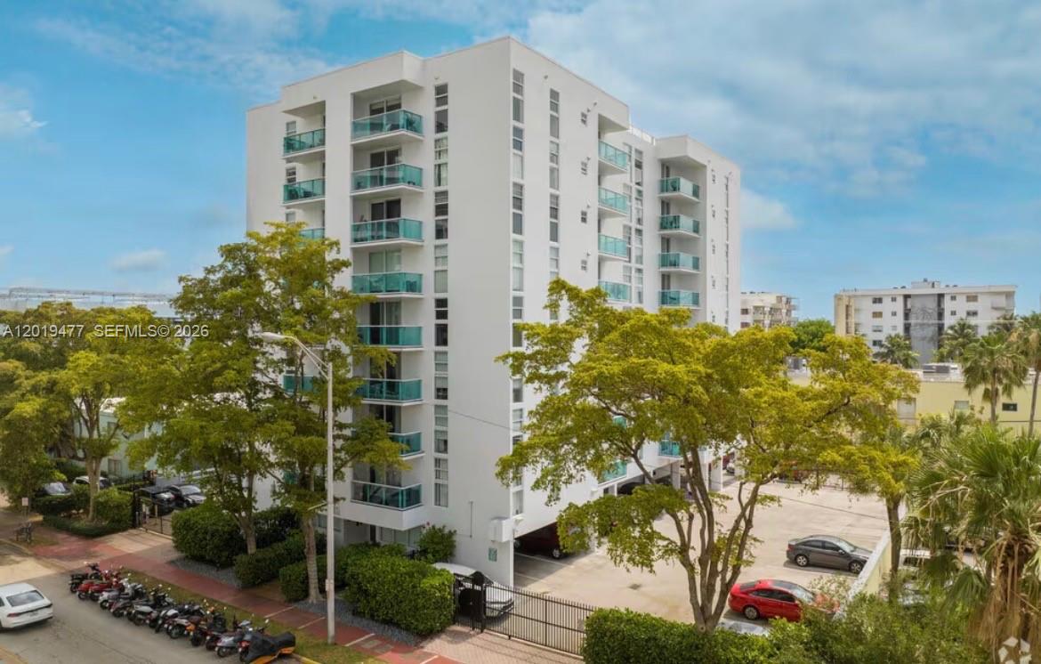 1035 West Ave #502