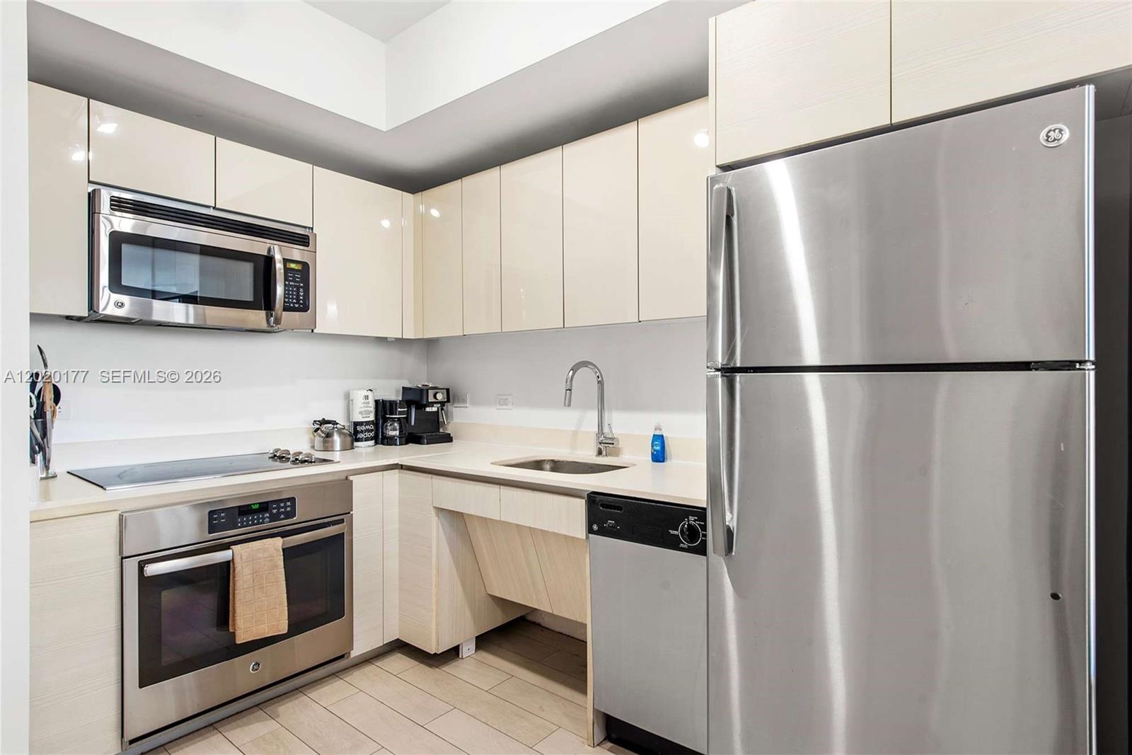 2602 E Hallandale Bch Blvd #R2604 Hallandale Beach, FL 33009