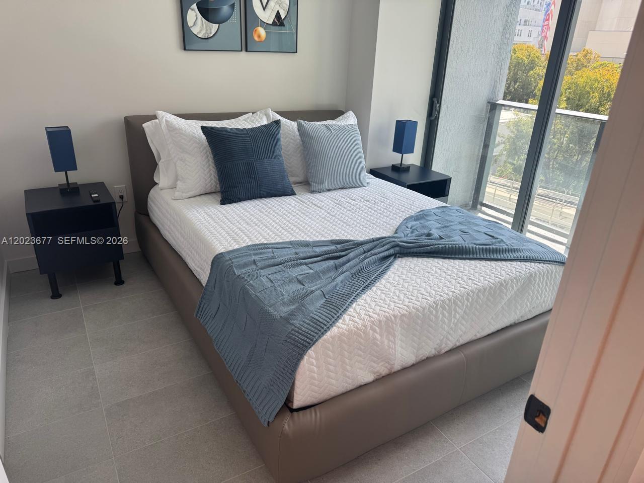 121 NE 5th St #2102 Miami, FL 33132