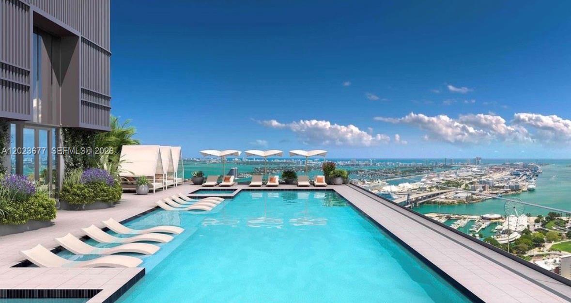 121 NE 5th St #2102 Miami, FL 33132