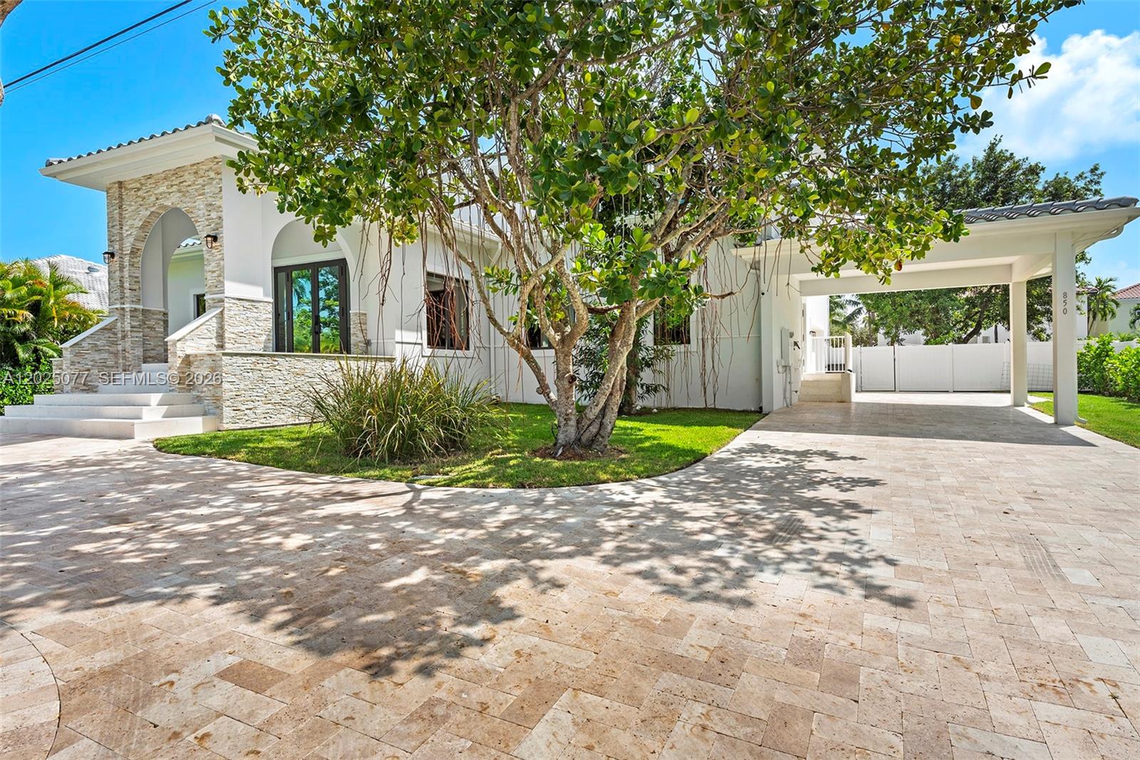 850 Washington St Hollywood, FL 33019