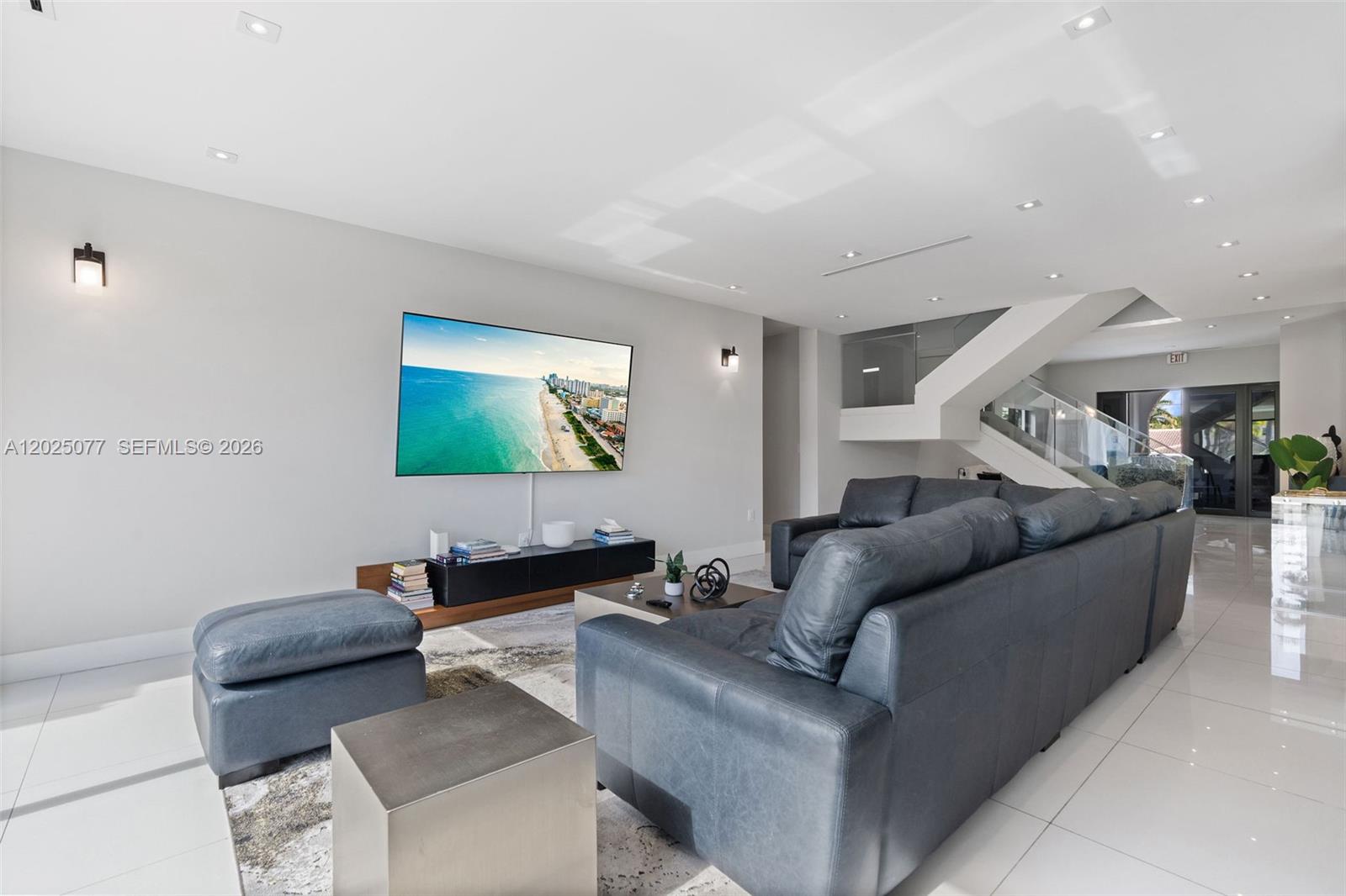 850 Washington St Hollywood, FL 33019