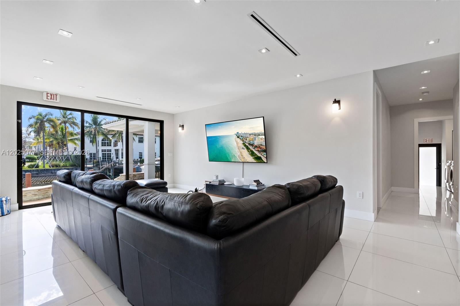 850 Washington St Hollywood, FL 33019