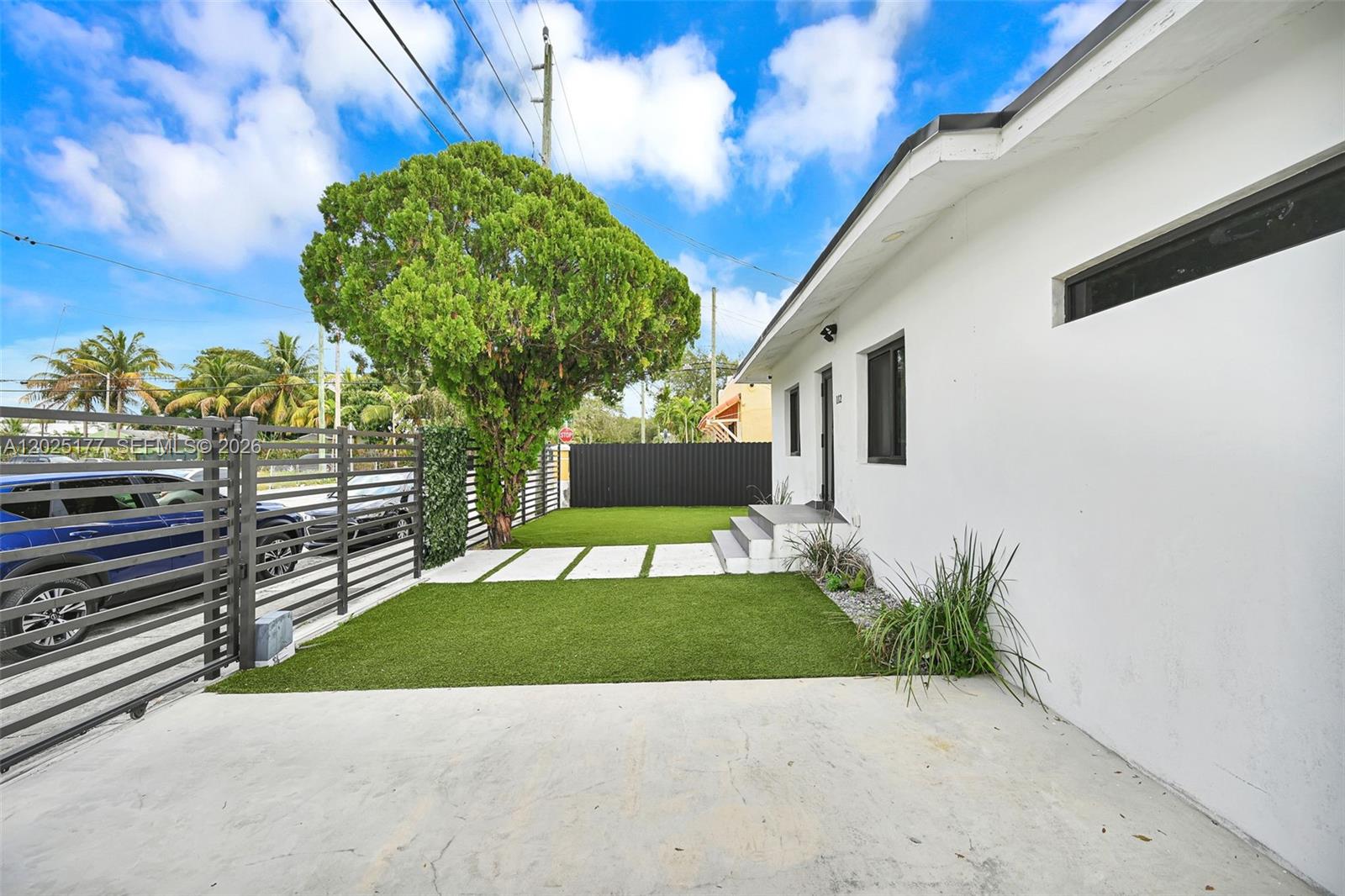 112 NW 53rd St Miami, FL 33127