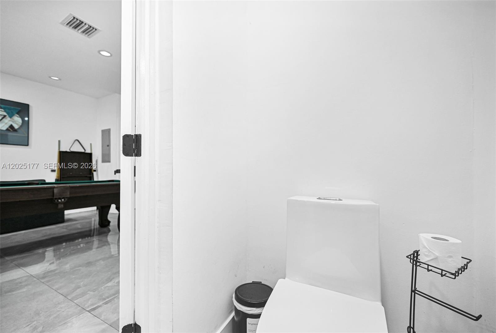 112 NW 53rd St Miami, FL 33127