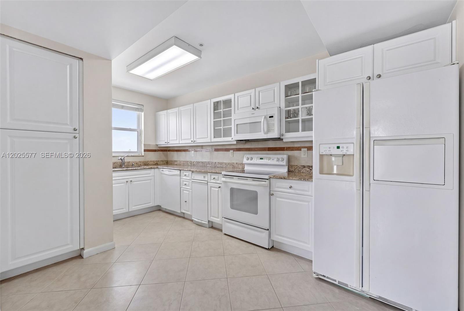50 Ocean Ln Dr #PH601 Key Biscayne, FL 33149