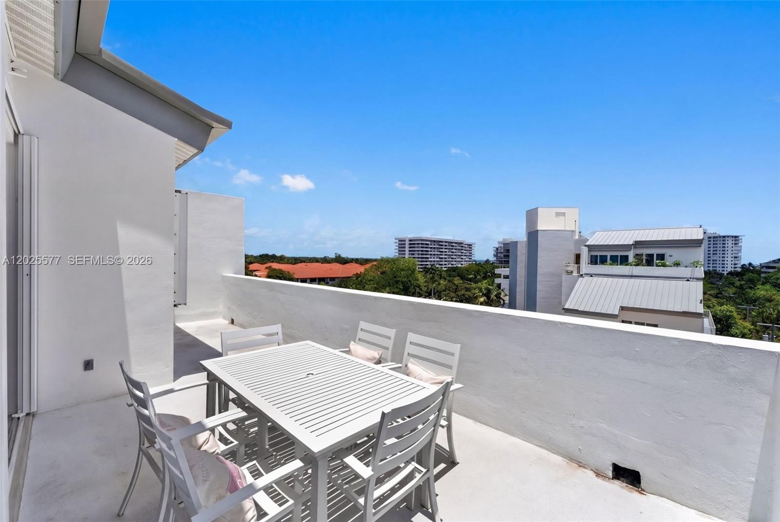 50 Ocean Ln Dr #PH601 Key Biscayne, FL 33149