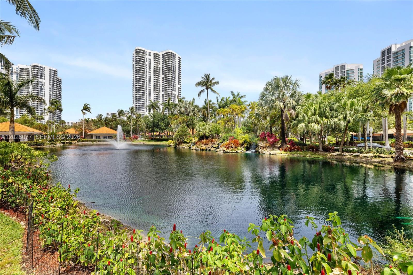 19195 NE 36th Ct #2705 Aventura, FL 33180
