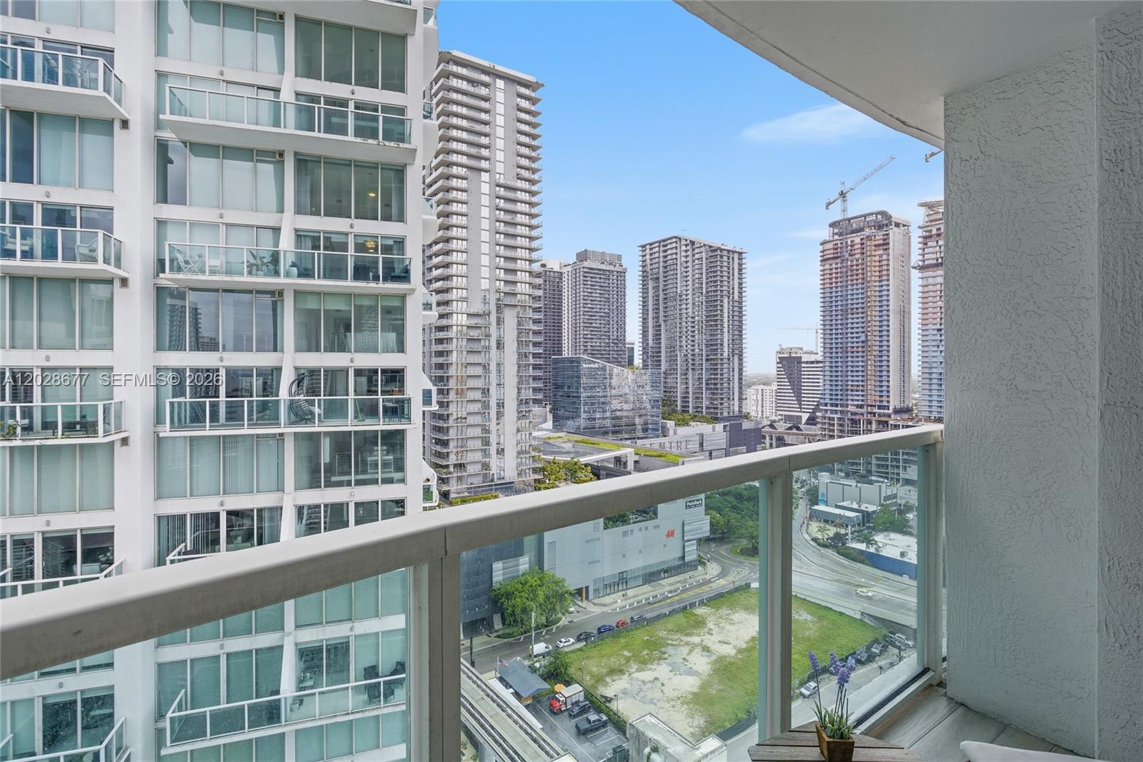 31 SE 5th St #2410 Miami, FL 33131