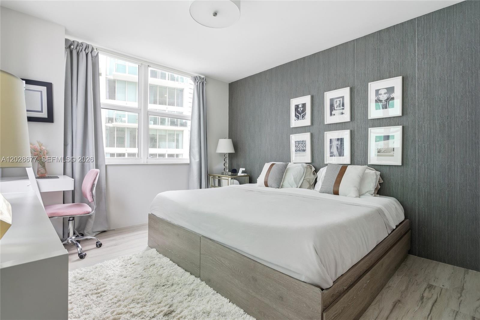 31 SE 5th St #2410 Miami, FL 33131