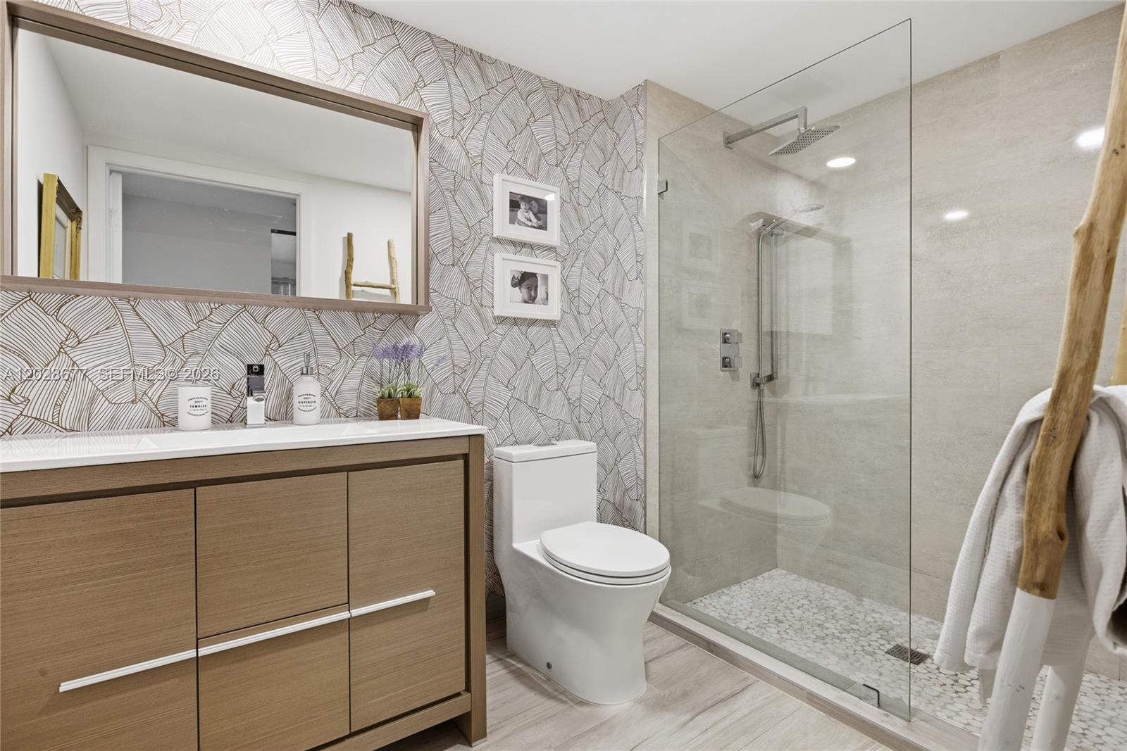 31 SE 5th St #2410 Miami, FL 33131